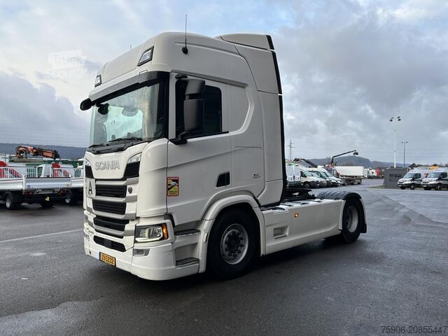 Standard tractor unit Scania R