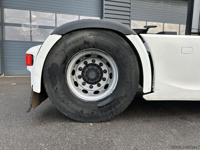 Standard tractor unit Scania R