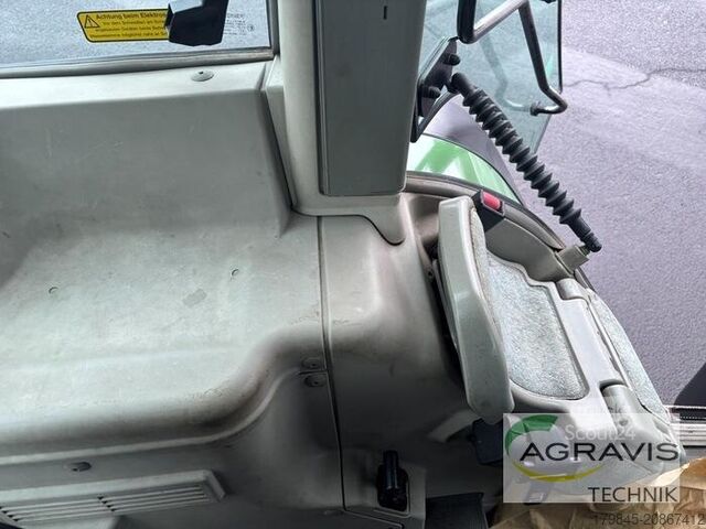 Traktor Fendt 714 VARIO