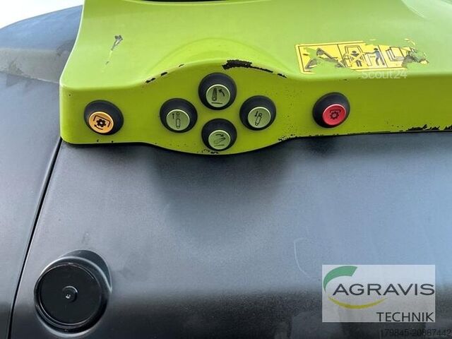 Tractor Claas AXION 920 CMATIC