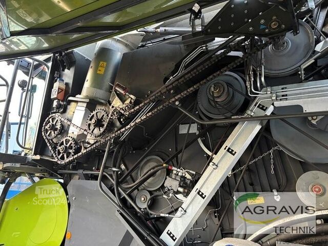 Combine harvester Claas TRION 660 TERRA TRAC Allrad