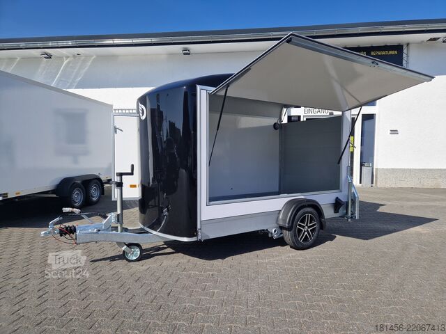 Gesloten opbouw Cheval Liberté Roadster 300 mit Seitentür Seitenklappe Alufelgen Multi Koffer Sport Freizeit Event Werkstatt