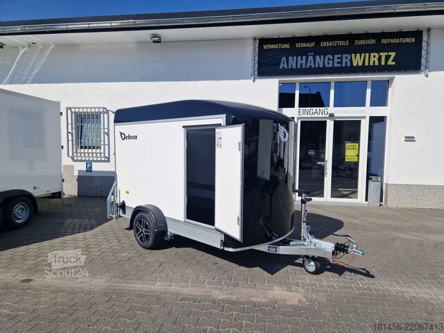 Gesloten opbouw Cheval Liberté Roadster 300 mit Seitentür Seitenklappe Alufelgen Multi Koffer Sport Freizeit Event Werkstatt