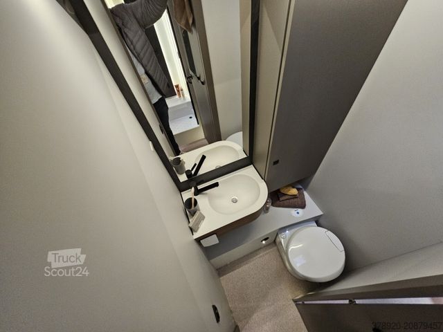 Półzintegrowany kamper LMC Cruiser T750 EF sofort Verfügbar, 3.+4 Sitzplatz