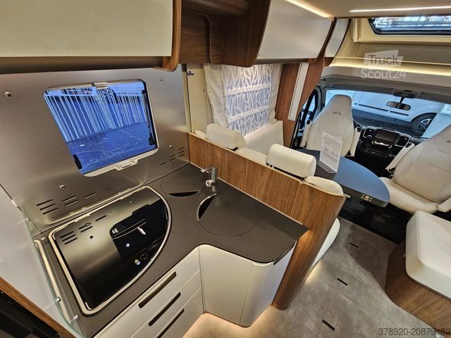 Półzintegrowany kamper LAIKA Ecovip Titanio L 3019