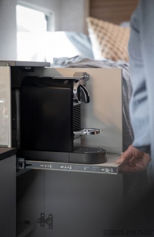 Półzintegrowany kamper LMC Cruiser T740 EL sofort Verfügbar,3e+4e Sitzplatz