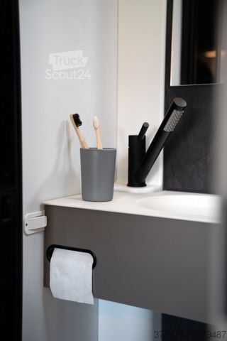 Półzintegrowany kamper LMC Cruiser T740 EL sofort Verfügbar,3e+4e Sitzplatz