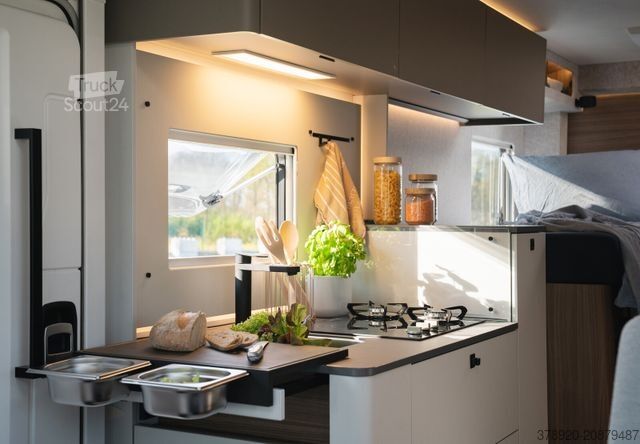 Półzintegrowany kamper LMC Cruiser T740 EL sofort Verfügbar,3e+4e Sitzplatz