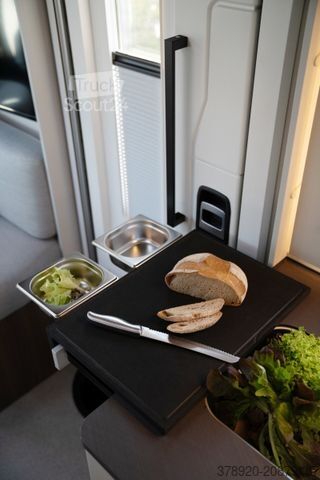 Półzintegrowany kamper LMC Cruiser T740 EL sofort Verfügbar,3e+4e Sitzplatz