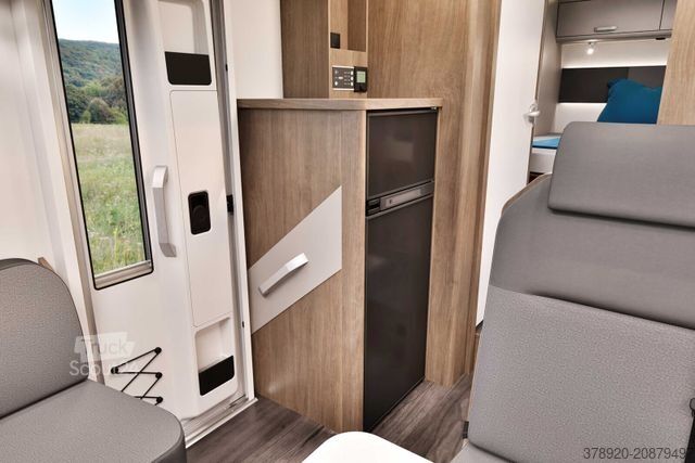 Polintegriran avtodom CARADO Edition25 T Ford 449 Verfügbar ab Oktober 2025