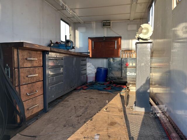 Dubă cu caroserie tip cutie Mercedes-Benz Vario 616 D Koffer Werkstattkoffer AHK Facelift