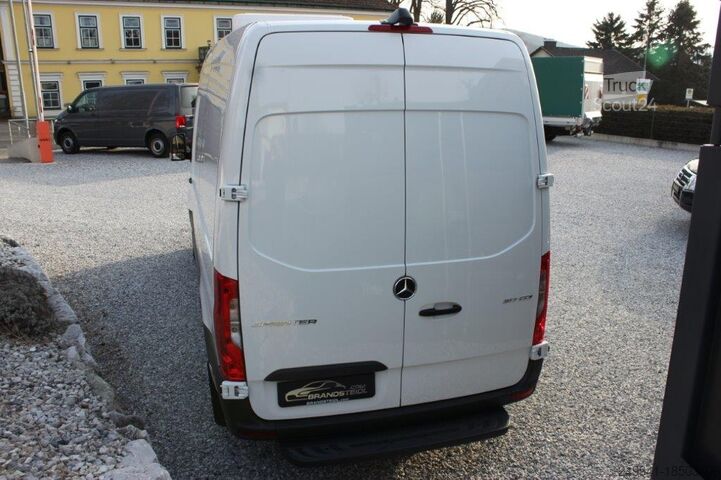 Fourgonnette Mercedes-Benz Sprinter 317 CDI