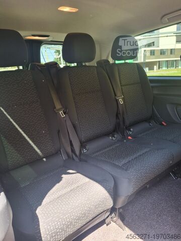 Микроавтобус Mercedes Vito