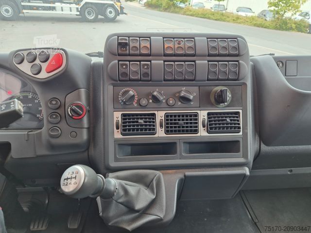 Camión de plataforma IVECO Eurocargo ML100E22WM-BW 4x4 Pritsche L-Haus Bett