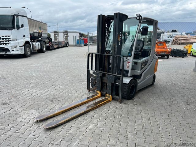 Ön yükleyici forklift STILL RX60-30L/600 / 2021 / Hubhöhe 4.6m / SS / Waage