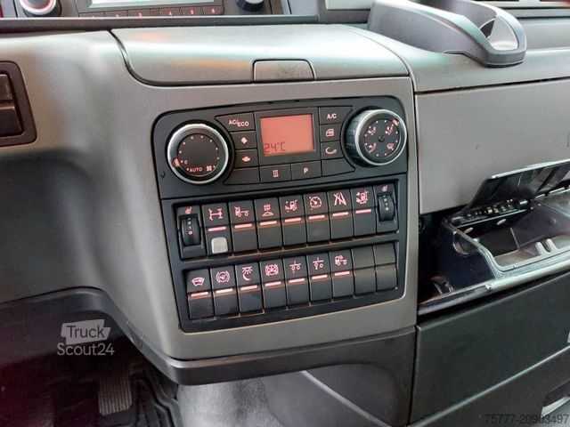 Standardni vlačilec MAN TGX 18.440 XXL- INTARDER -2 Tanks-ACC-TOP