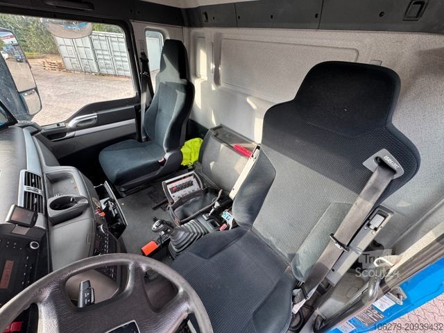 Platós teherautó MAN TGS 26.360/6x2, Atlas 170.2, Lenka.