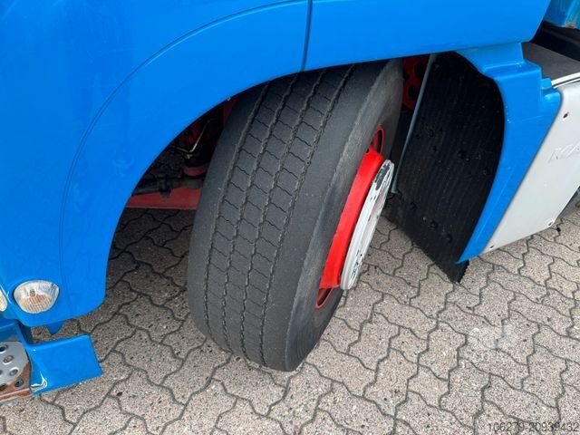 Platós teherautó MAN TGS 26.360/6x2, Atlas 170.2, Lenka.