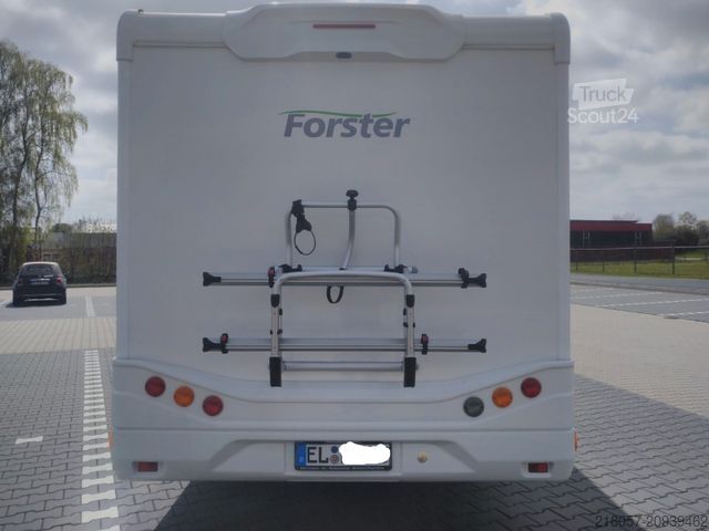 Yarı entegre karavan FORSTER FT T745EF