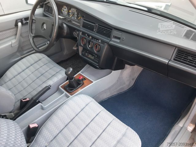 Bestelwagen MERCEDES-BENZ 190 D Tüv Neu H Kennzeichen