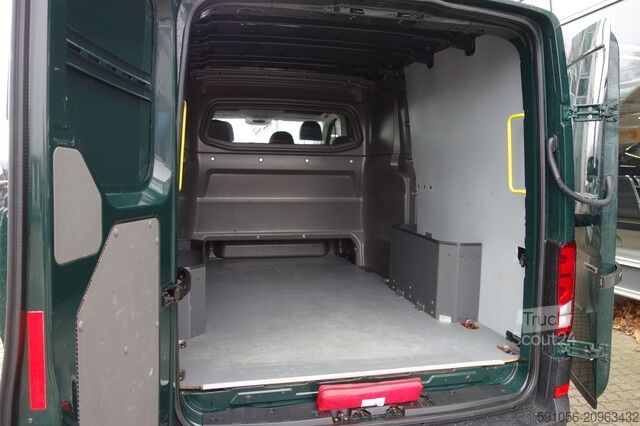 Minibús Volkswagen Crafter PLUS 35 Mixto 4Mot L2H1 2sTÜR/STDHZG/AHK