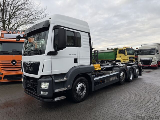 Tipvogn MAN TGS 35.420 8X2-6 Haken/ Silo M-TEC HLS 20