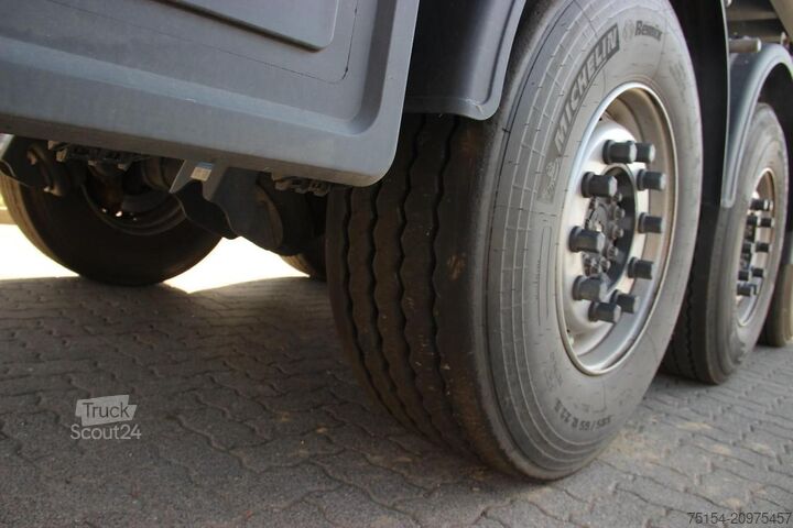 Polpriklopnik Schmitz Cargobull SKI 24 SL 10.5 Auflieger