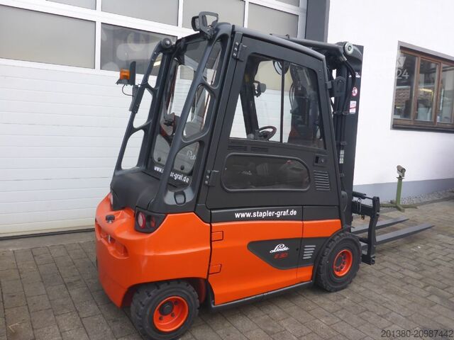 Chariot élévateur frontal Linde E30