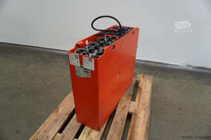 Gaffeltruckbatteri GRUMA 24 Volt 3 PzS 375 Ah
