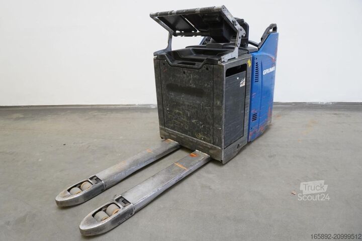 Elektrische meelooppallettruck met sta-platform Linde T 20 SP 131