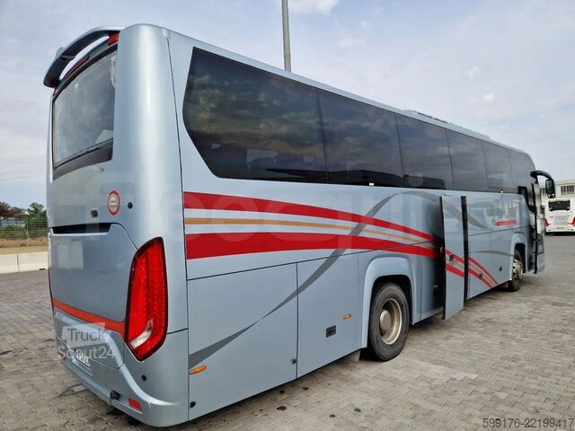 Autobus granturismo SCANIA Touring HD