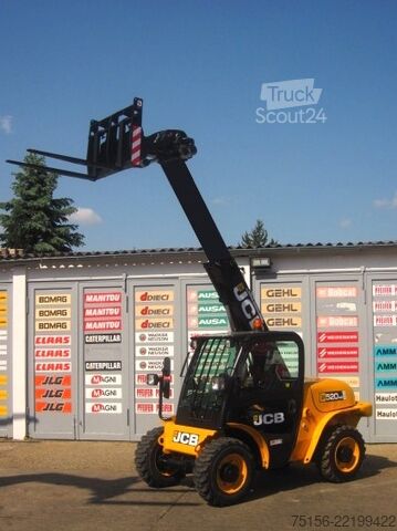 Teleskopski utovarivač JCB 520 - 40 4WS 4x4x4 4m/1.8t vgl. 516