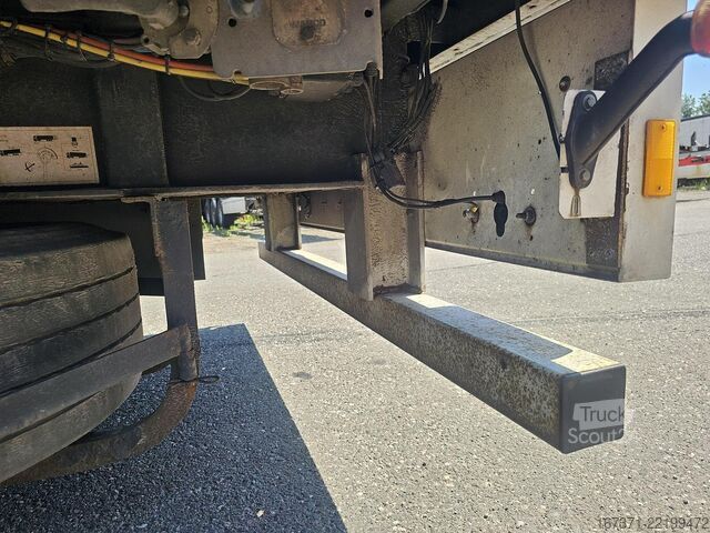 Завеса отстрани PACTON T3 001 /3 axle curtainsider /saf disc/ apk tuv/...