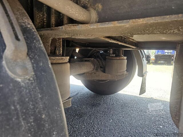 Завеса отстрани PACTON T3 001 /3 axle curtainsider /saf disc/ apk tuv/...