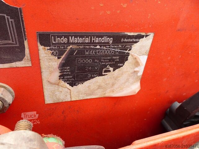 Chariot élévateur Linde P30 (132)