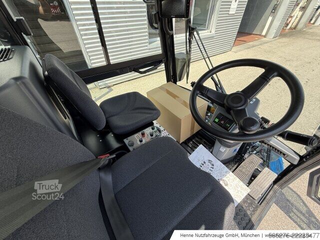 Annan Schmidt Schmidt Swingo 200+ Kehrmaschine 125.900&euro; netto