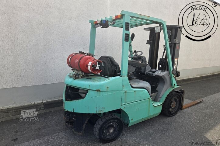 LPG viličarji Mitsubishi FG25T