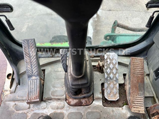 Pelle sur pneus KOMATSU PW 150ES-6K Mobilbagger Bj.2002