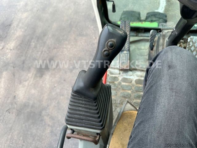 Pelle sur pneus KOMATSU PW 150ES-6K Mobilbagger Bj.2002