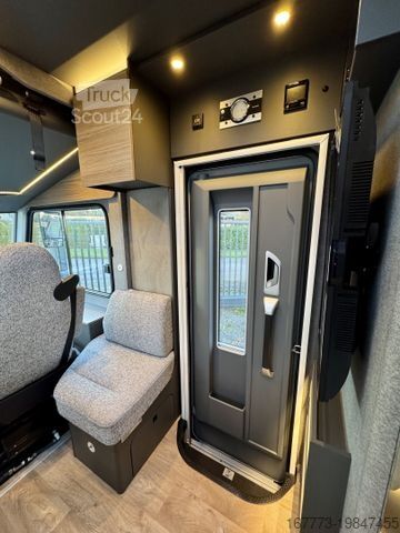 Integruota kemperis DETHLEFFS Trend I 6817 EB "Paket Two/ Alde"