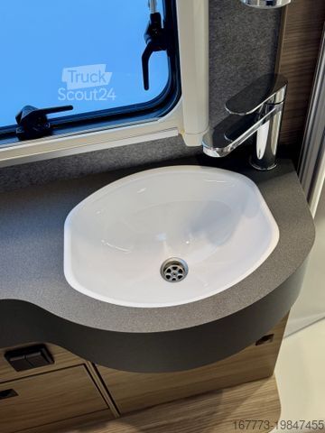 Integruota kemperis DETHLEFFS Trend I 6817 EB "Paket Two/ Alde"