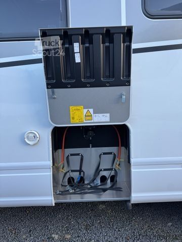 Integruota kemperis DETHLEFFS Trend I 6817 EB "Paket Two/ Alde"