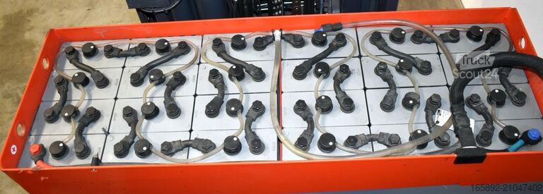 Chariot à mât rétractable Linde R 16 1120