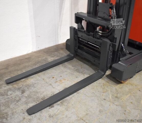 Chariot à mât rétractable Linde R 16 1120