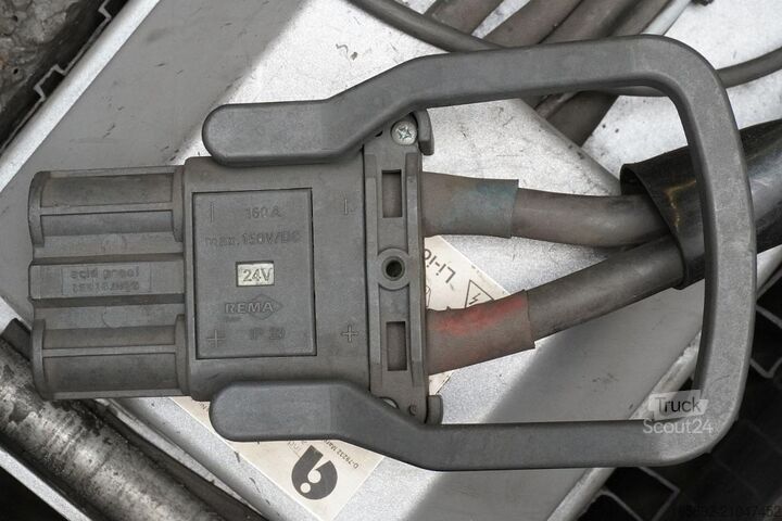 Truckbatteri Industrie Automation 24 Volt  240 Ah