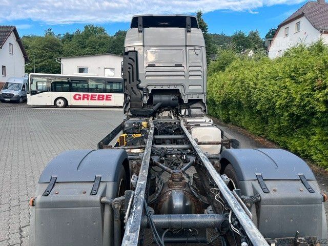 Lastbilchassis MAN 18.400 - Euro 6 - Klima - AHK - TÜV 01/27