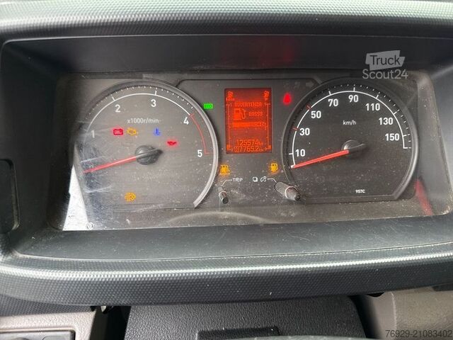 Transporter mit Doppelkabine Renault MAXITY