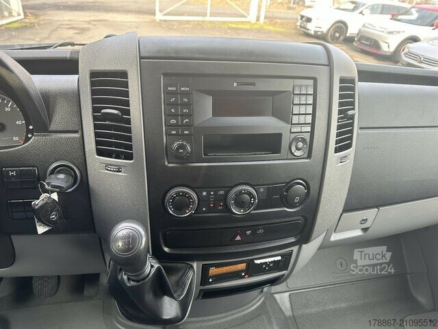 Kombijevsko vozilo z dvojno kabino Mercedes-Benz Sprinter 316 CDI 4X4 DoKa Pritsche Plane