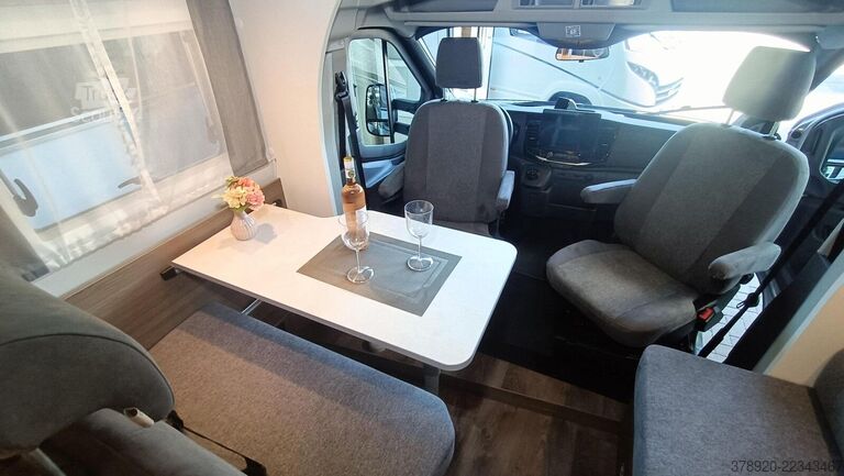 Polintegriran avtodom CARADO Edition26 T Ford 449 Trail Sondermodell  Trail