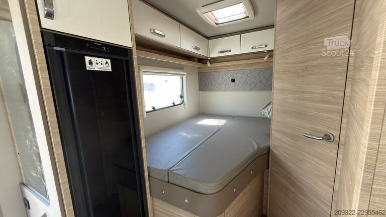 Poluintegrisani kamper Fiat Ducato Weinsberg Carasuite 2020 | Completamente accessoriato |5 postiletto